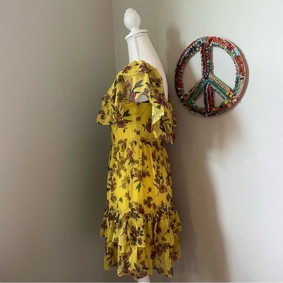 Scripted Floral Dress - Picture 5 of 5